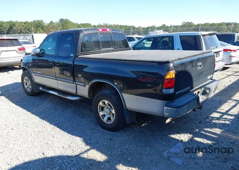 2000 Toyota Tundra Sr5 V8 from USA, damaged, VIN 5TBBT4417YS025747